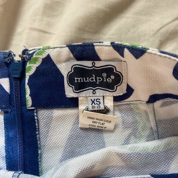 mud pie scalloped short - Picture 3 of 4